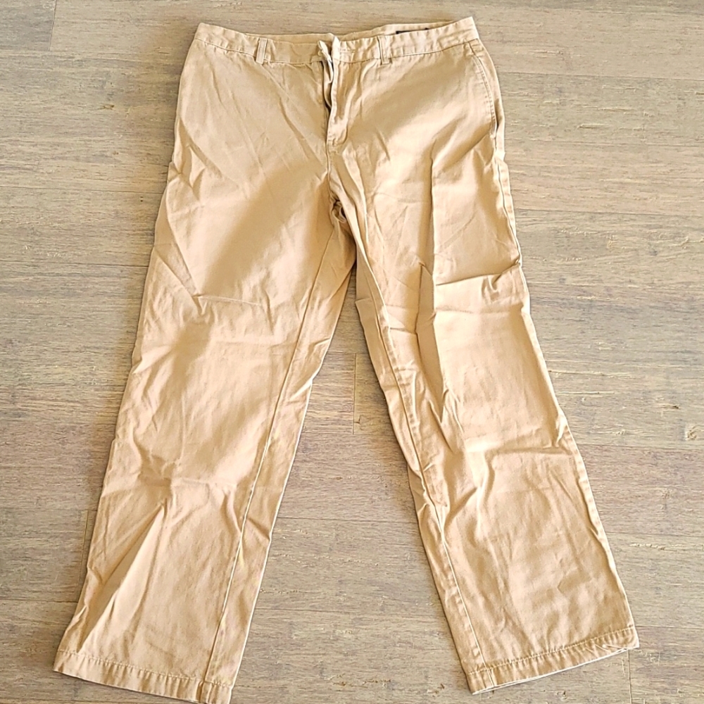 Chinos
